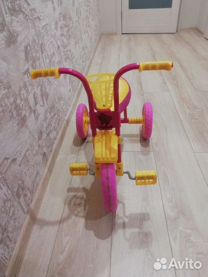 Трехколесный велосипед зубренок