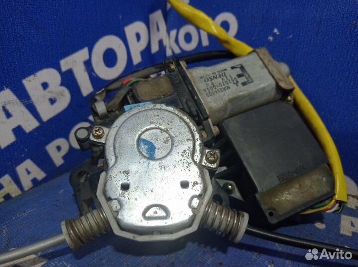 Передний левый стеклоподъемник Mitsubishi Galant 6