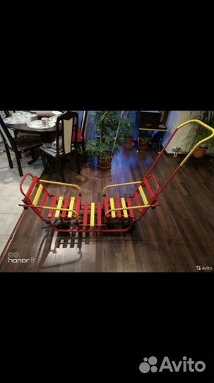 Сани для двойни или погодок