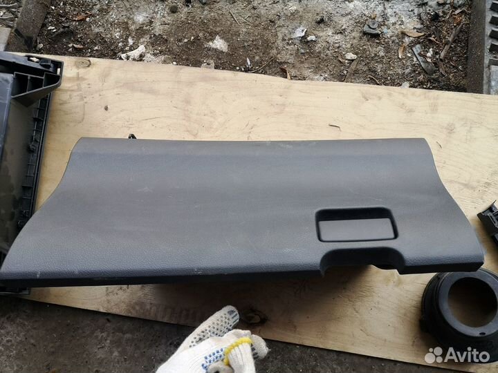 Бардачок крышка для Toyota Corolla E150 2010-2013