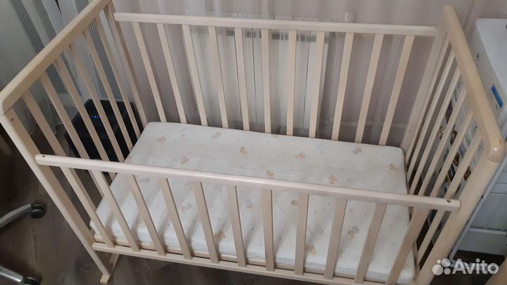 Детская кровать с матрасом