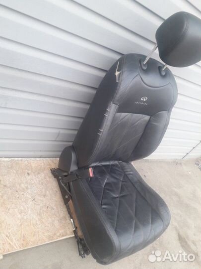 Сиденье переднее левое Infiniti Fx S51 5.0 2008