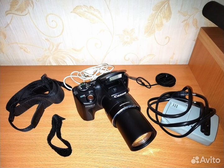 Цифровой фотоаппарат Canon PowerShot SX 500IS