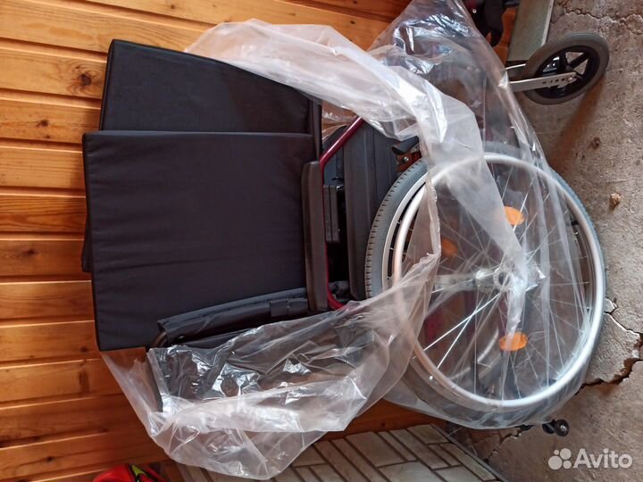 Инвалидная коляска