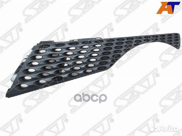 Решетка радиатора nissan juke 10-14 LH ST-DT15