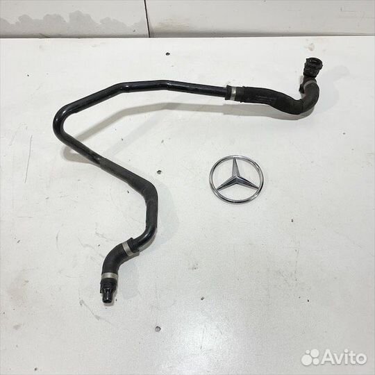 Шланг охлаждения Мерседес w212 w204