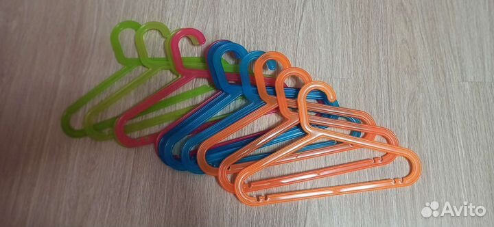 Вешалки плечики IKEA детские