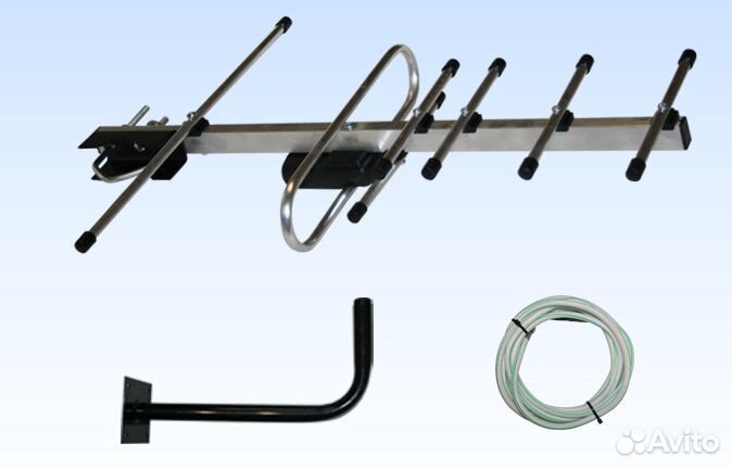 Тв антенна Триада 3355 с кабелем кронштейном