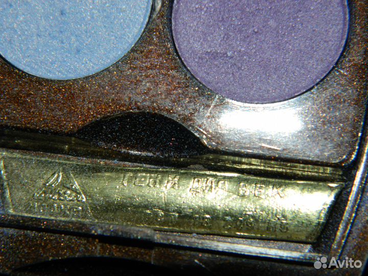 Тени для век