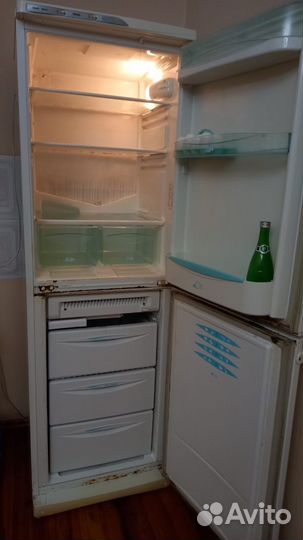 Холодильник stinol