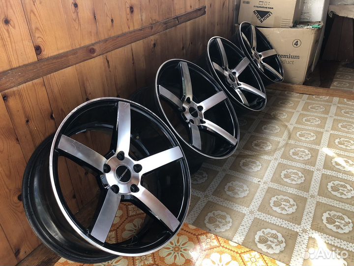 Диски в стиле vossen r17 5*114,3