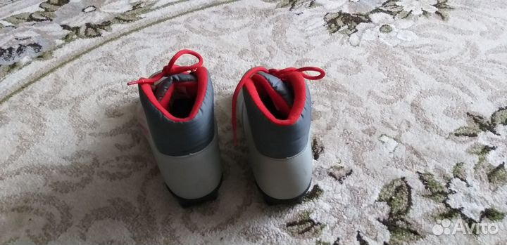 Лыжные ботинки 36 размер