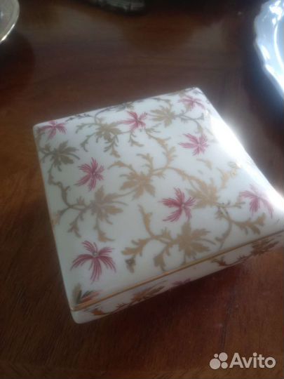 Шкатулки фарфор
