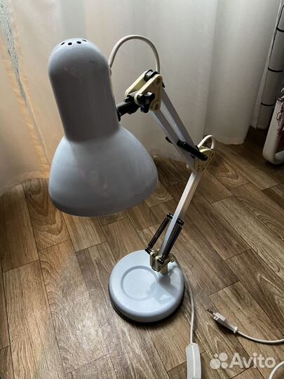 Лампа настольная Camelion KD-313 C01