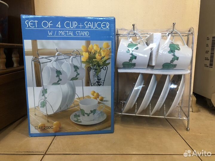 Набор чашки с блюдцами на подставке Нидерланды