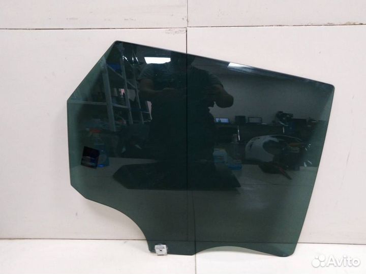 Стекло двери задней правой Mazda CX-7 ER 2006-2012