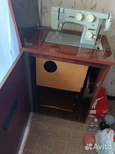 Машинка подольск 142 в рабочем состоянии