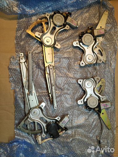 Стеклоподъемники Toyota Altezza/Lexus комплект 4шт