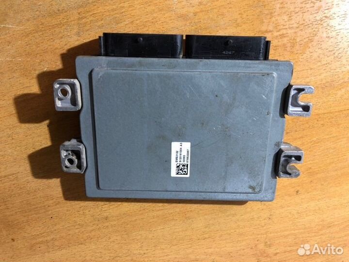 Блок управления двигателем Renault Logan 1.4-1.6