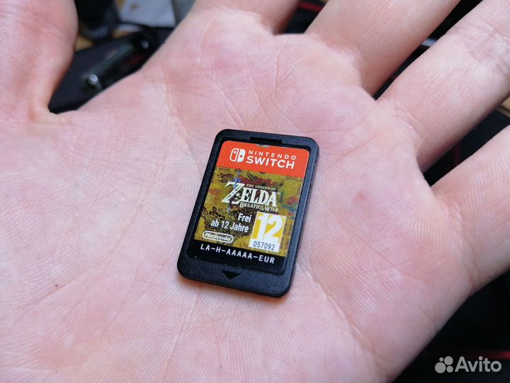 Картриджи Animal Crossing и Zelda Botw