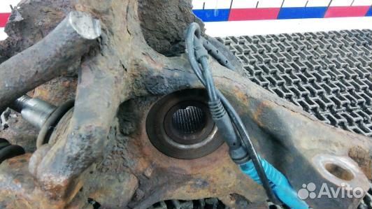 Ступица передняя правая BMW X5 E53 (3KR15N901)