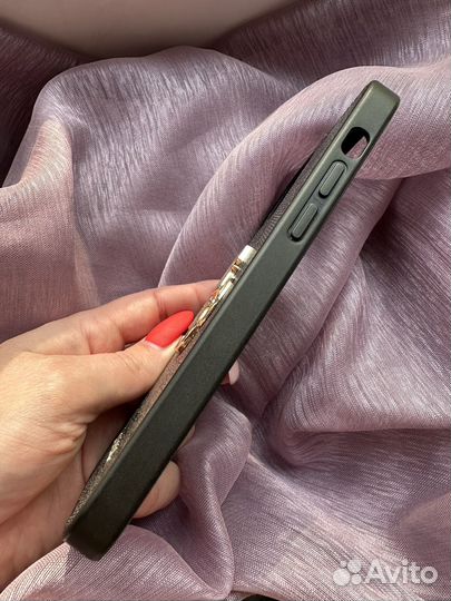 Чехол Guess на iPhone 12 / 12 pro