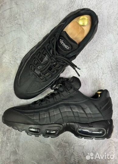 Кроссовки Nike Air Max 95 эргономичные