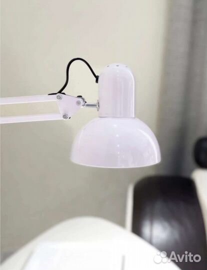 Лампа настольная