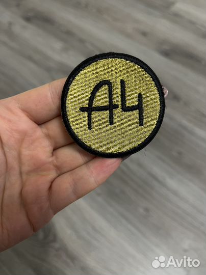 Влад а4 золотой патч