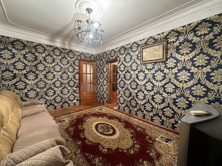 3-к. квартира, 49 м², 1/2 эт.