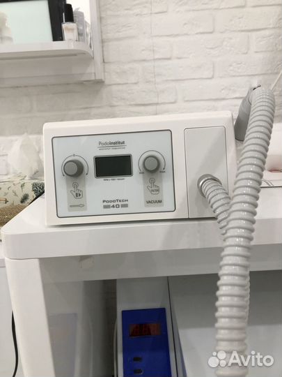 Аппарат для педикюра с пылесосом