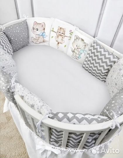 Набор: бортики+комплект в кроватку 17пр Новый