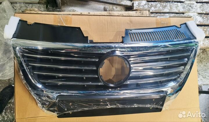 Решетка радиатора passat b6