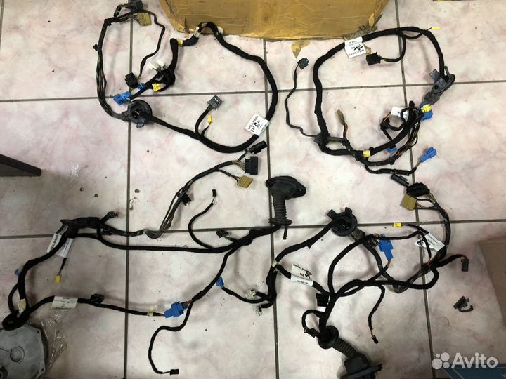 Проводка двери Mercedes S221 W221