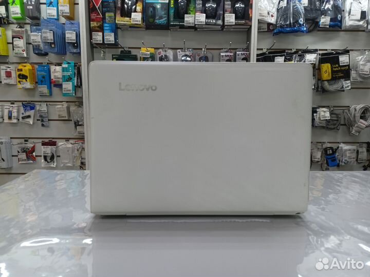 Ноутбук lenovo с подсветкой SSD512GB 8GB видео 2GB