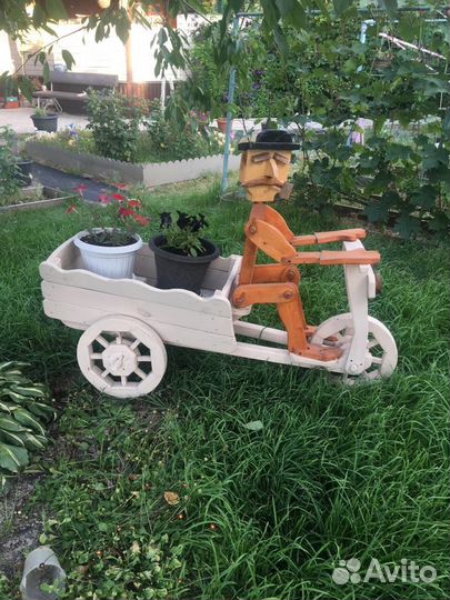 Телега декоративная для усадьбы, дачи