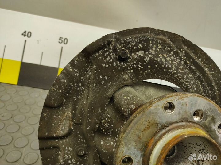 Кулак поворотный передний левый Bmw 320I E90