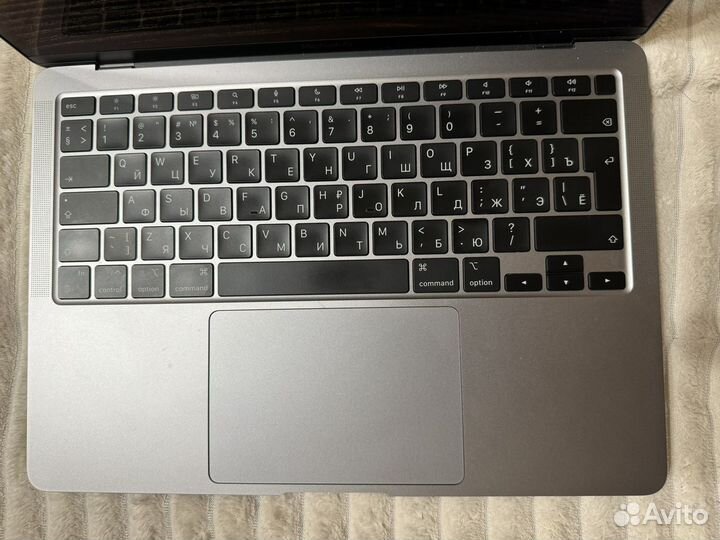 Apple MacBook air 13 2020 m1 8gb 256