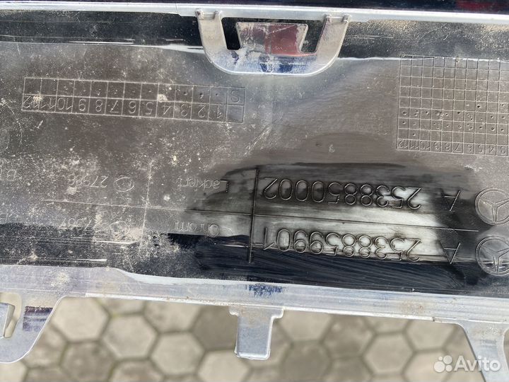 Накладка переднего бампера Mercedes w253