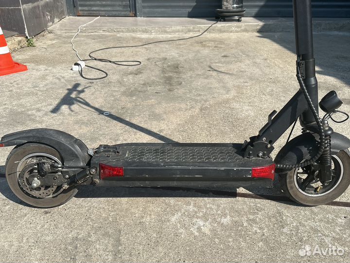 Электросамокат Joyor y5s