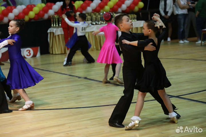 Рейтинговое платье для бальных танцев