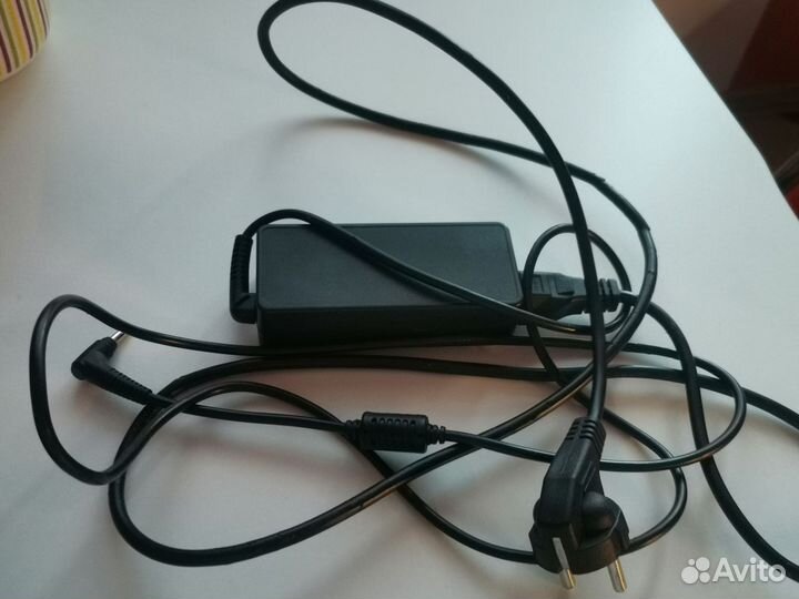 На запачасти Ноутбук Lenovo IdeaPad, i3 1366x768