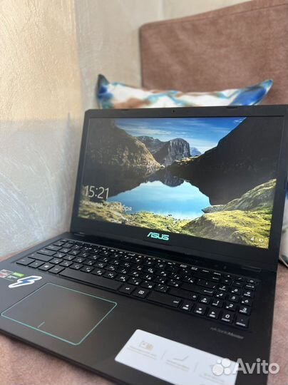 Игровой ноутбук asus M570D