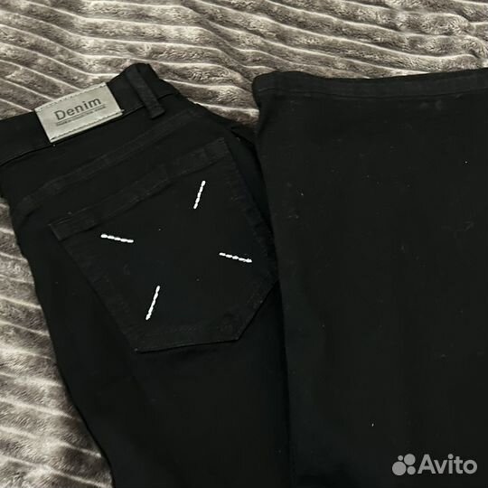 Джинсы женские