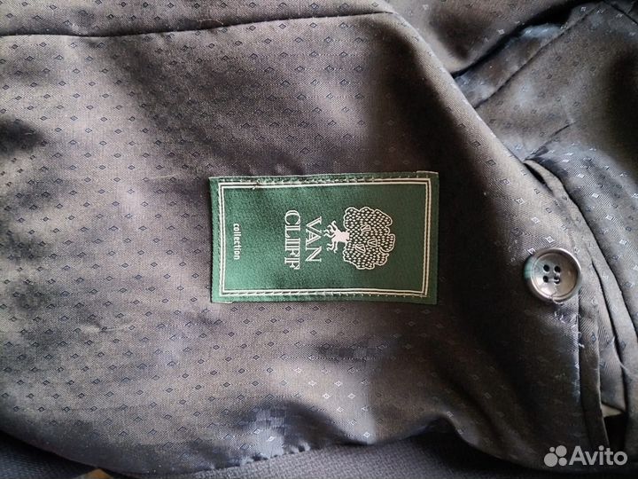 Костюм классический мужской