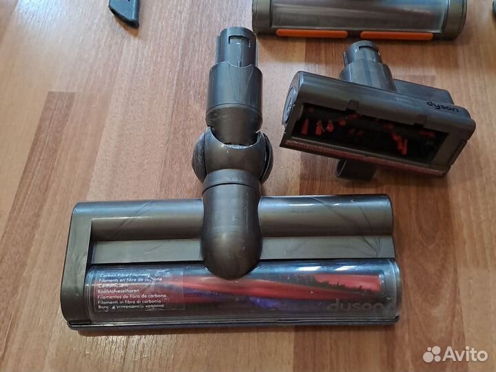 Пылесос dyson DC62