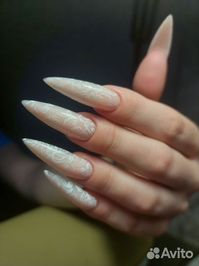 Маникюр и наращивание ногтей