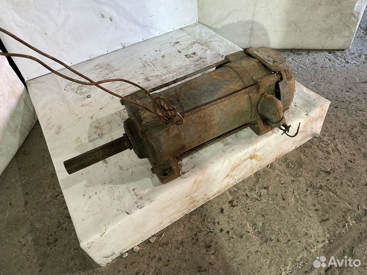 Электродвигатель мд105 6/5850