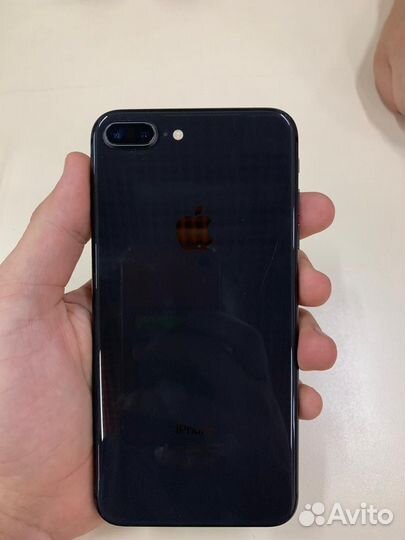 Телефон iPhone 8 plus 128gb