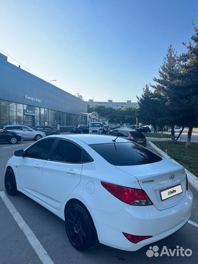 Hyundai Solaris 1.6 AT, 2015, 67 000 км